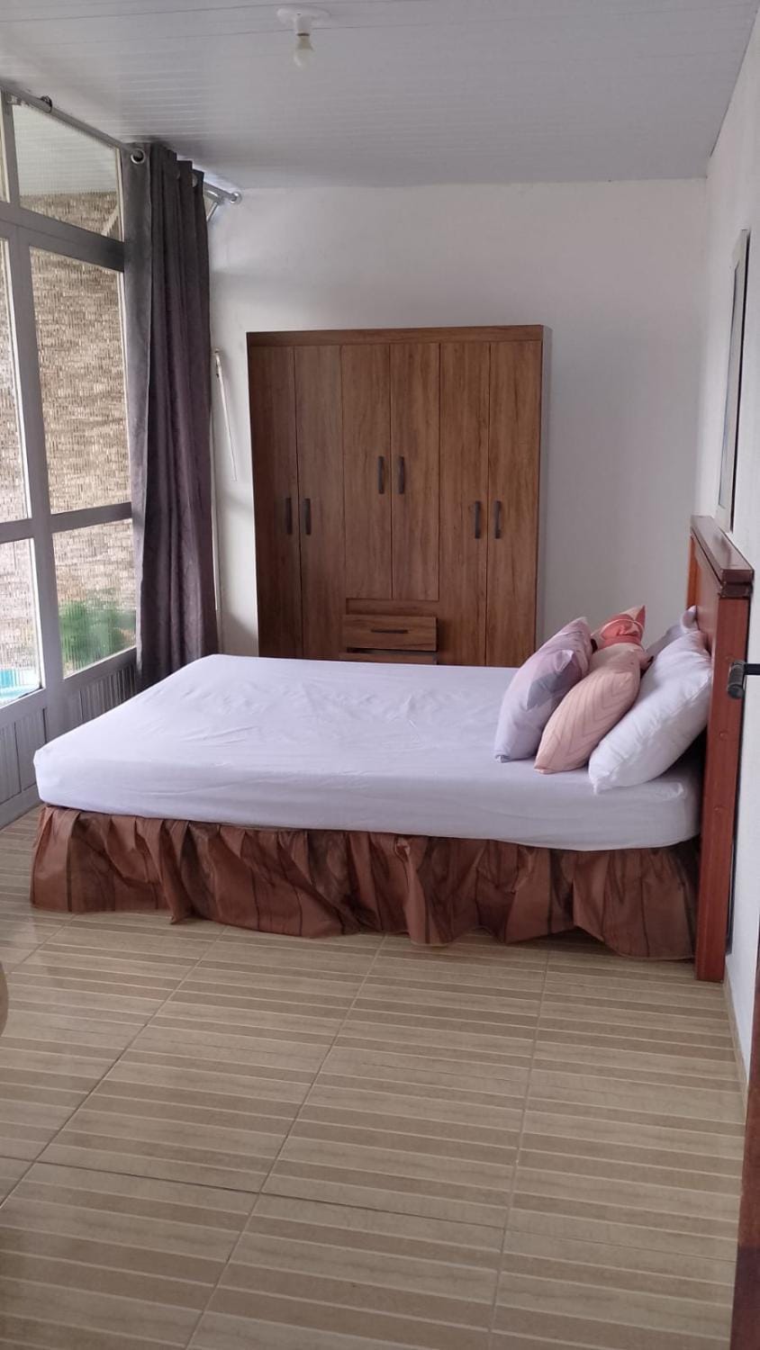 Bed, Photo of the whole room, Bedroom, wardrobe
