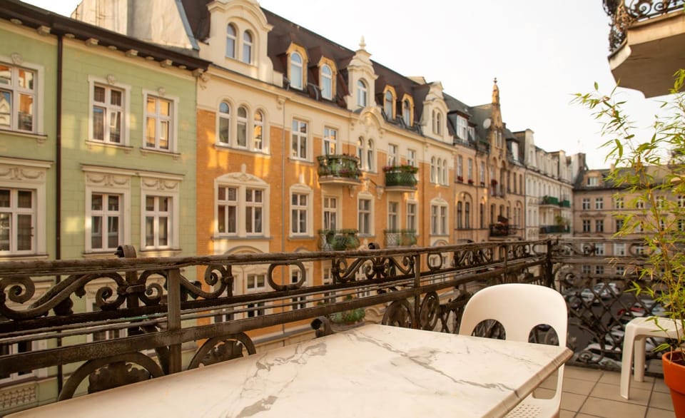 Balcony/Terrace, City view