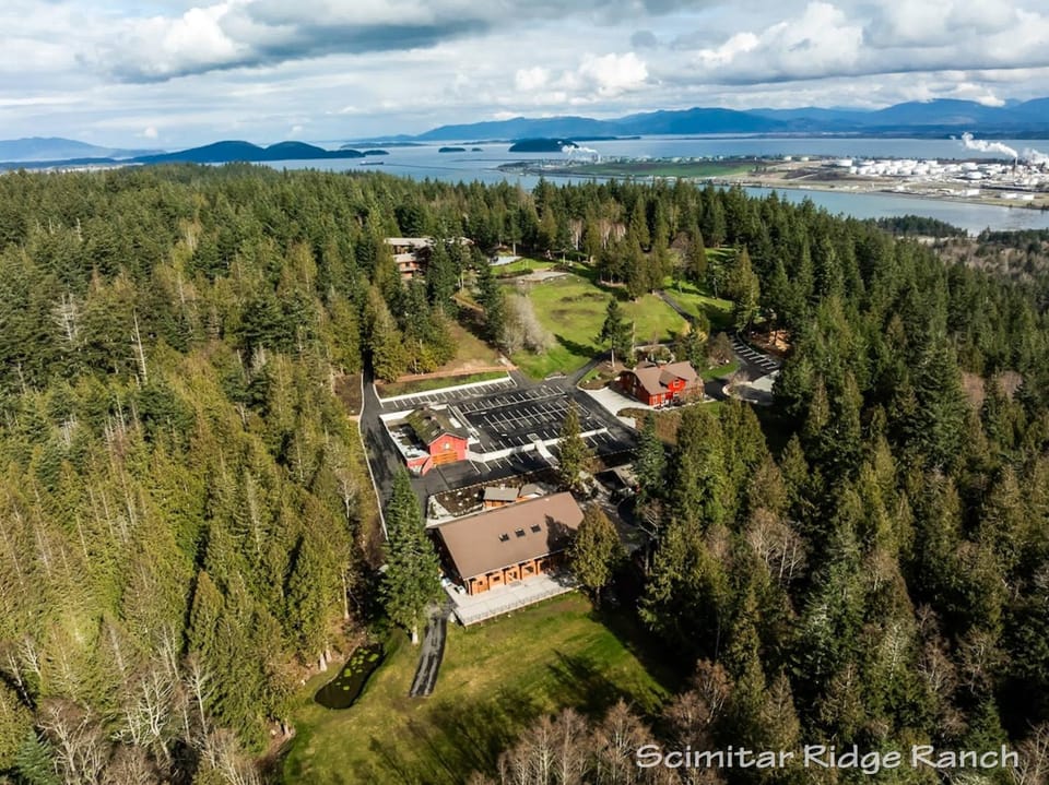 Off-Grid Bungalow Cabin Private Ranch Sleeps 8 Cabin in Anacortes