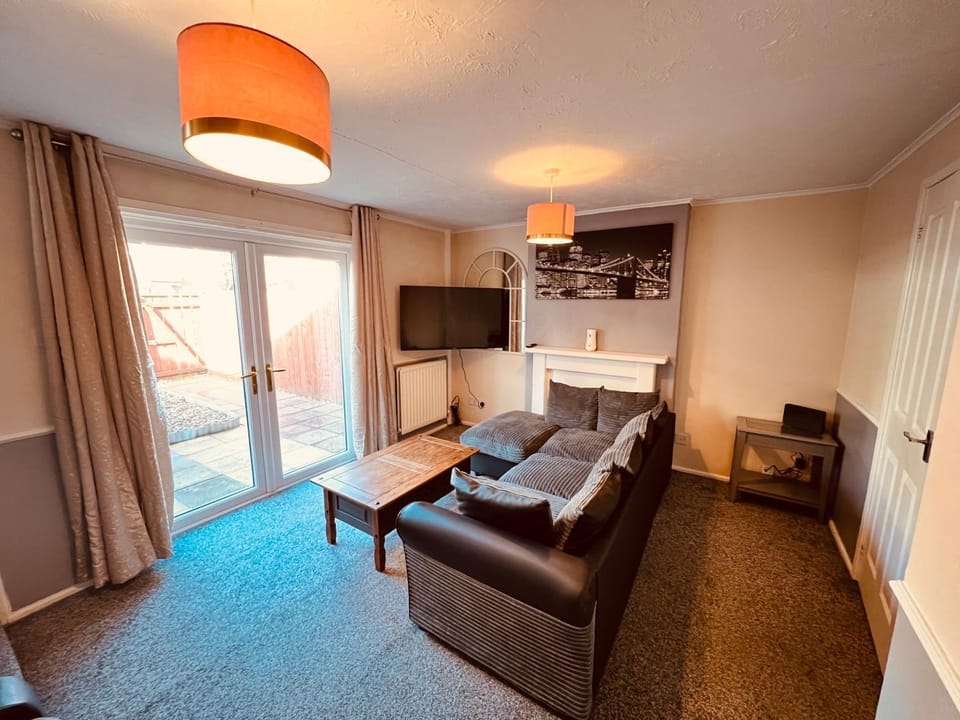 TV and multimedia, Living room, Seating area