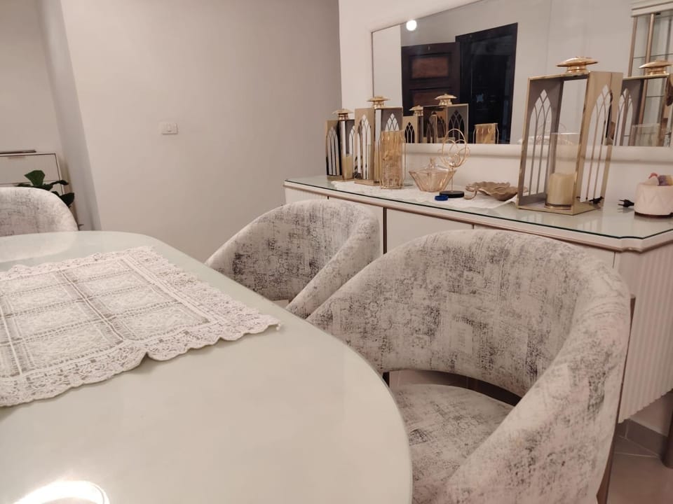 2BHK, 90s street, in front of Hydepark & Mivida Apartment in New Cairo City