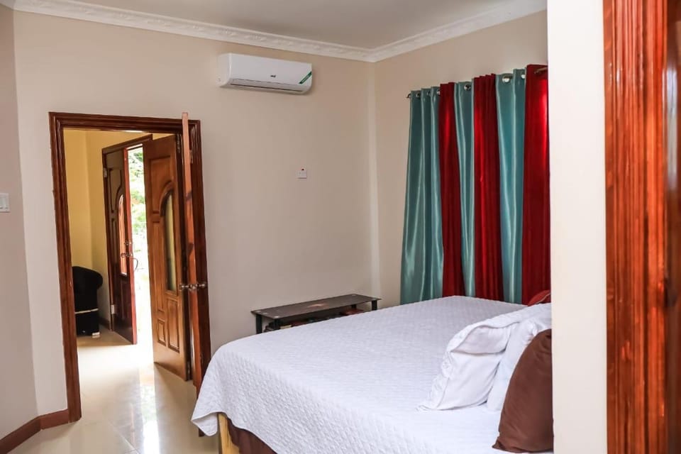 Serenity Escape Apt 3 Apartment in Runaway Bay
