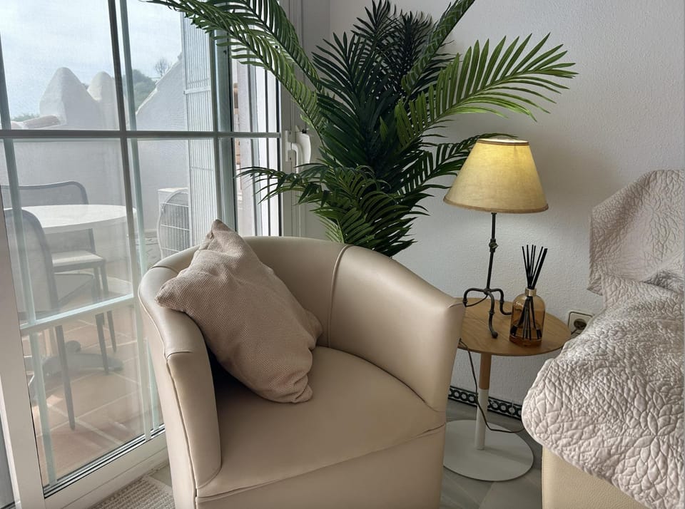Living room, Decorative detail