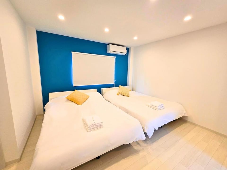 Crystal Jade 101 3 minutes to Osaka Station by train 2 floors Apartment in Osaka
