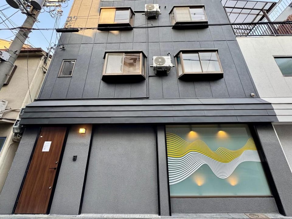 Crystal Jade102 A house in 2025 remodeled 9 beds available Apartment in Osaka