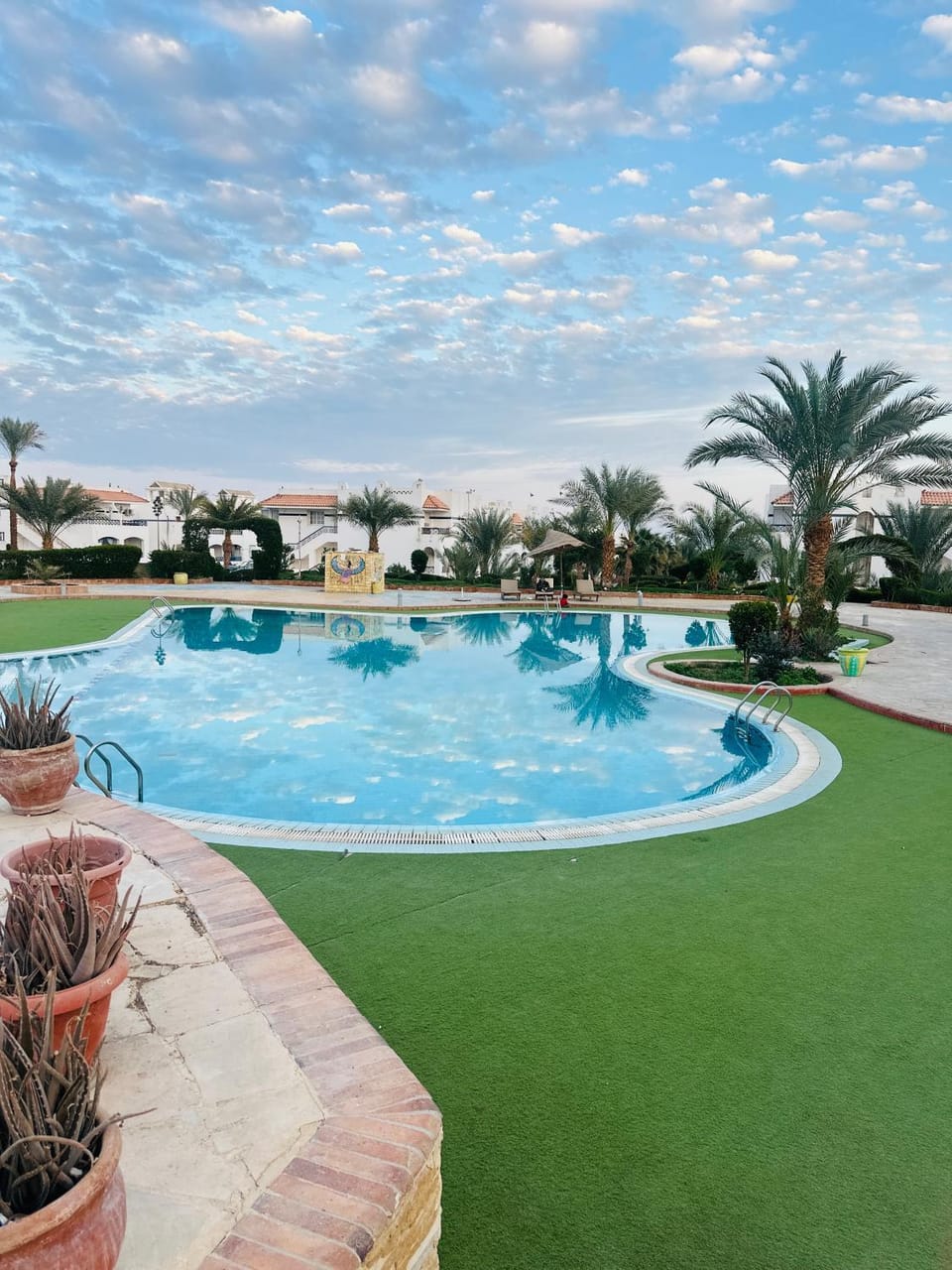 Natural landscape, Garden view, Pool view, Swimming pool, sunbed