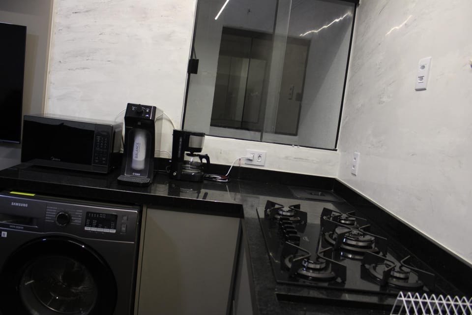 Kitchen or kitchenette, washing machine, dryer