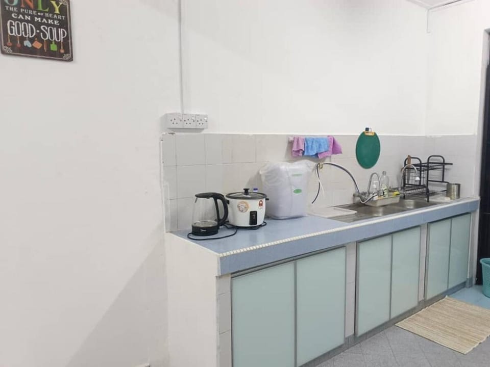 Coffee/tea facilities, Kitchen or kitchenette