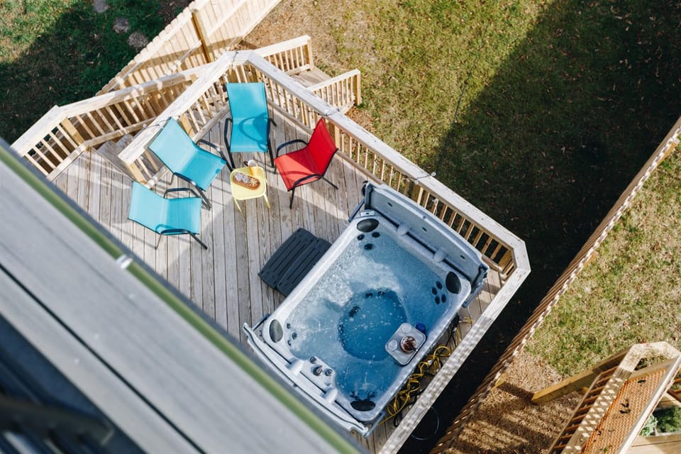 Hot Tub Game Room Rooftop Fire Pit Uptown House in Charlotte