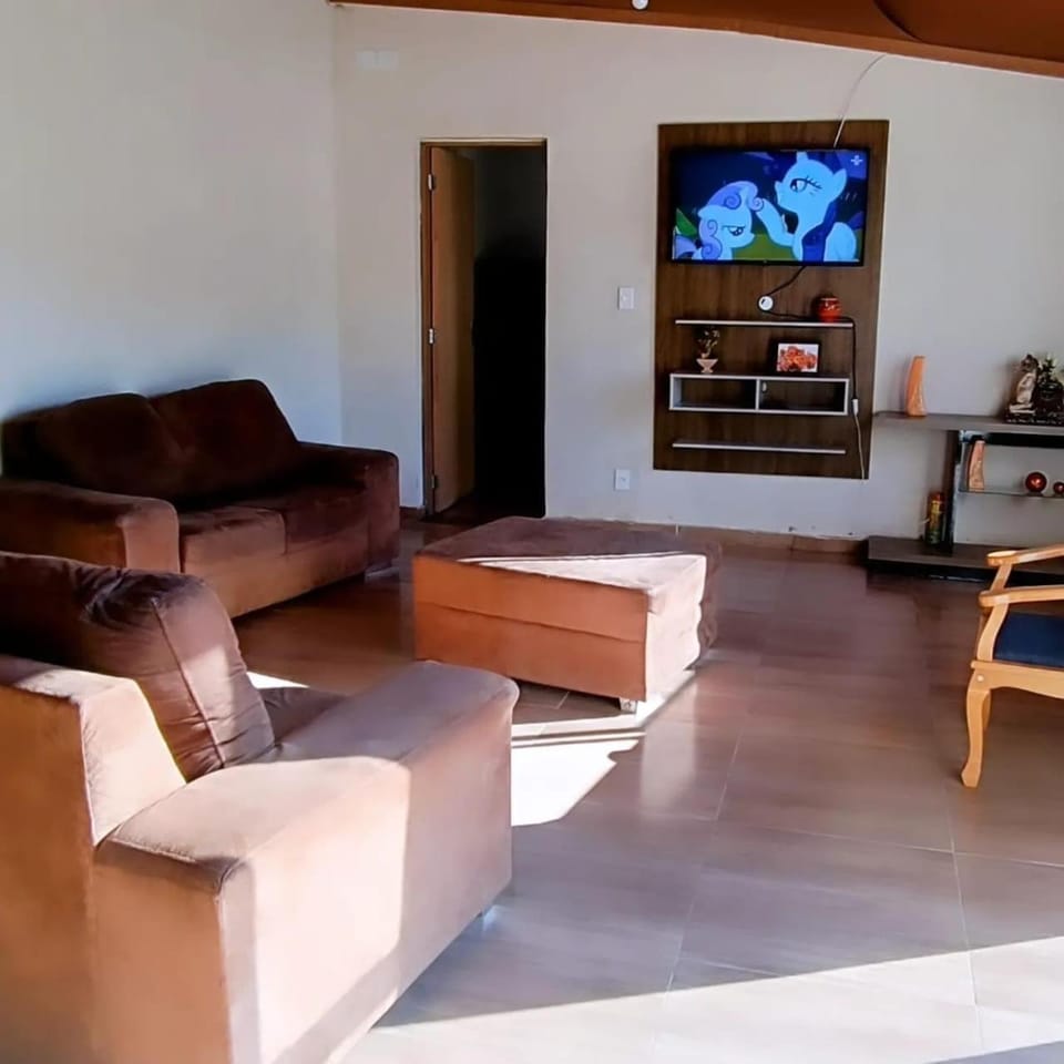 Communal lounge/ TV room, TV and multimedia, Living room, Seating area