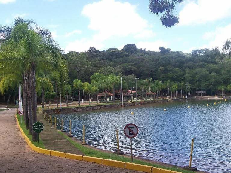 Nearby landmark, Natural landscape, Lake view