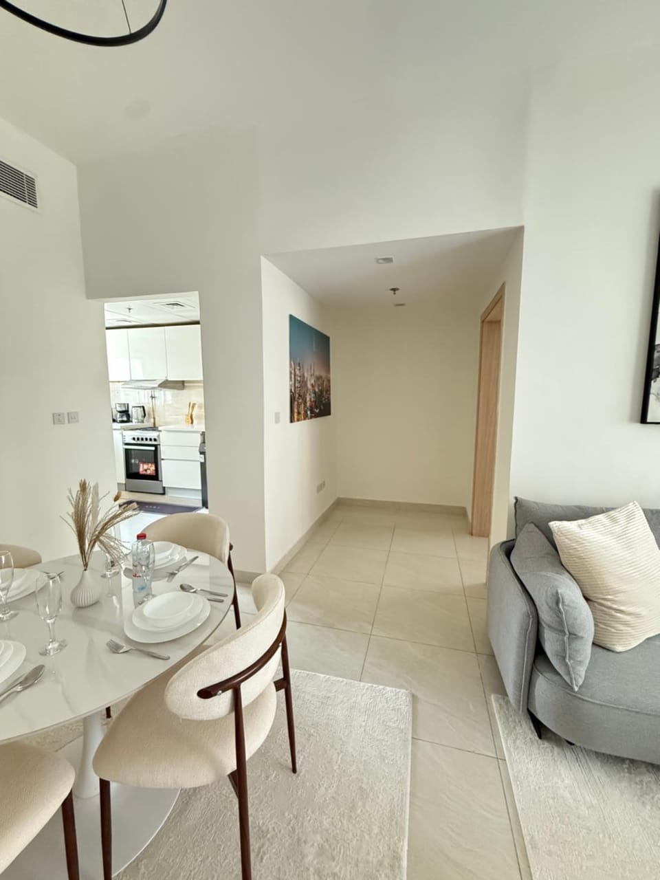 Premium 1BR, 2 Bath, Walk to Circle Mall, Pool & Gym Apartment in Dubai