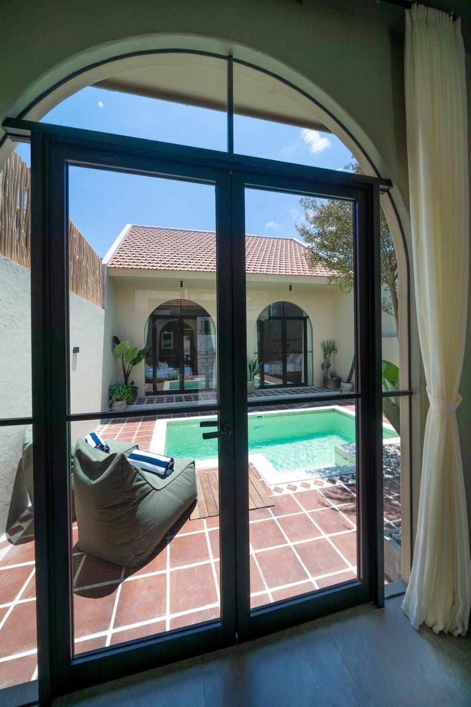 Pool view, Swimming pool