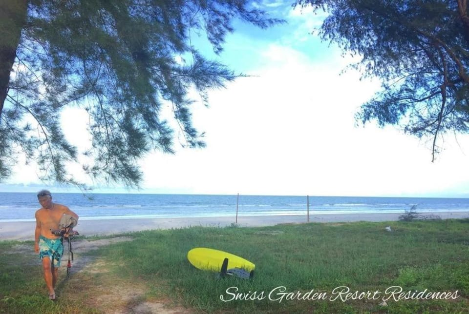 Pool & Sea View Casa Azalea at Swiss Garden Resort Residence - 2 bedroom apartment Apartment in Terengganu, Malaysia