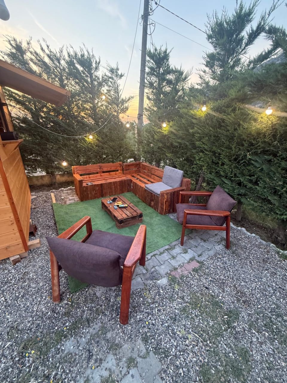 Calm & Green Retreat Apartment in Montenegro