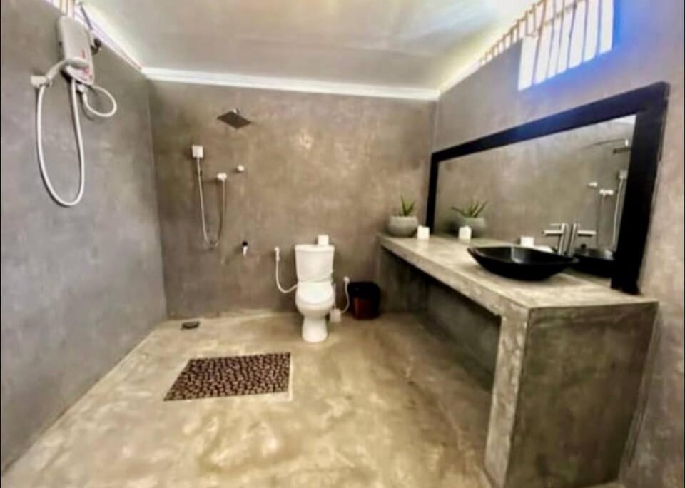 Shower, Bathroom, towels
