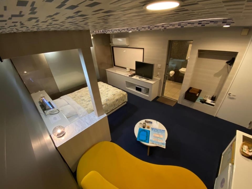 Living room, Bedroom