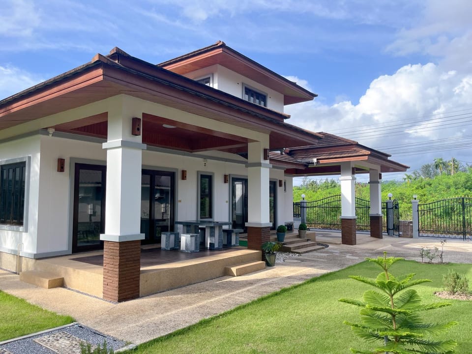 Per La Villa Khao Lak Villa in Khuekkhak