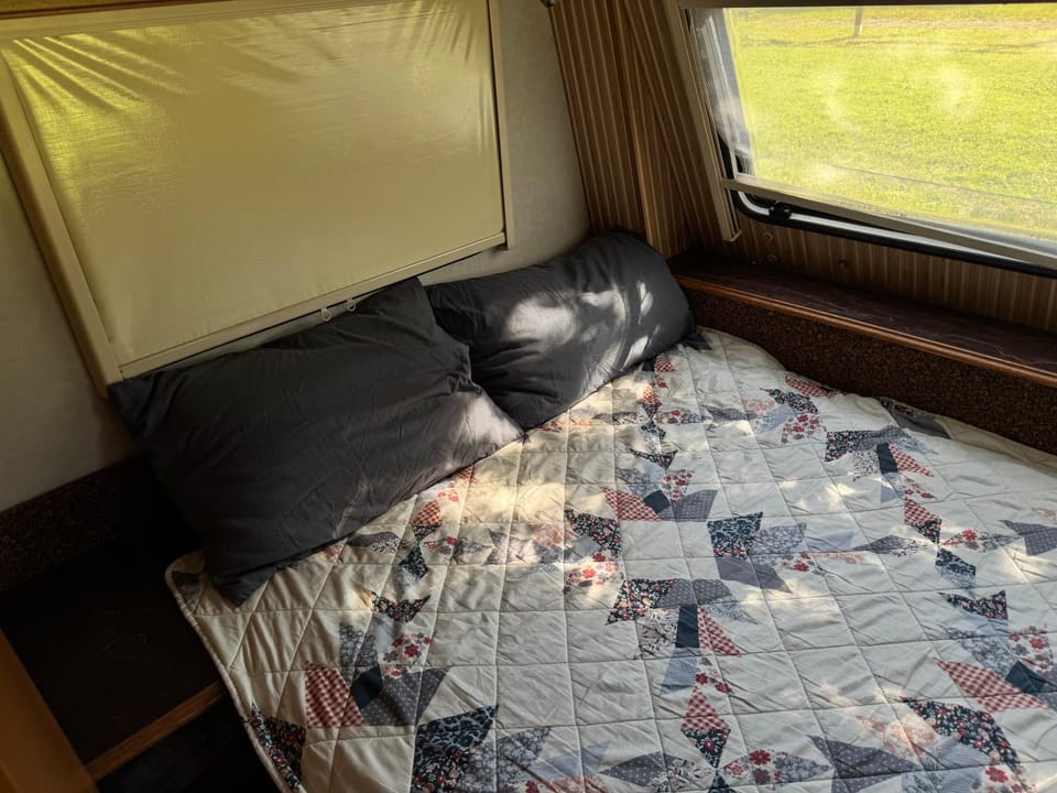 Arion Camp - будиночки в кінному клубі Campground/ 
RV Resort in Ukraine