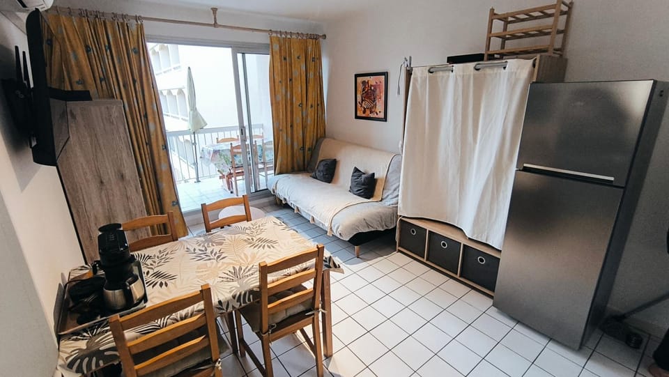 Le Thalassa II appartement T2 en bord de plage et du Port Apartment in Gruissan