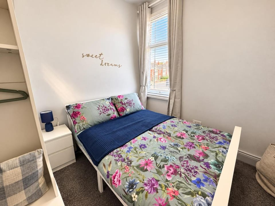 Hamish's Hideout Apartment in North Shields