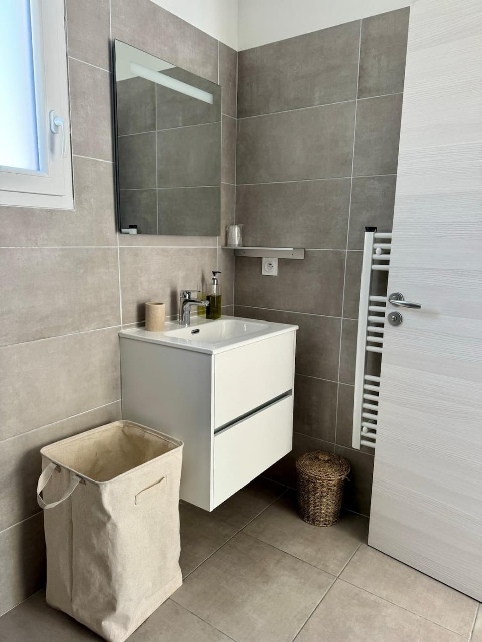 Charmant T2 avec terrasse-Corte Apartment in Corsica