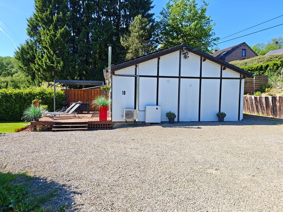 Property building, Spring, Day, Garden view