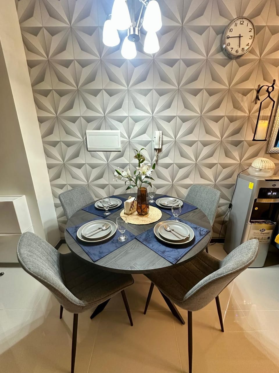 Stay at Downtown Suite 2 in BGC, Taguig City Apartment hotel in Makati