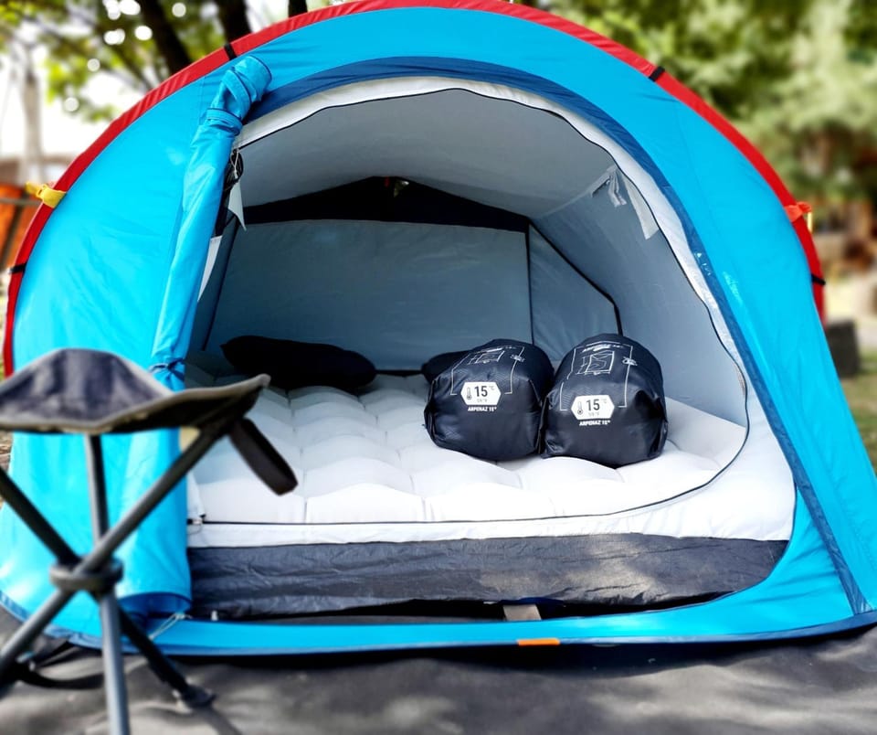 Кемпінг у кінному клубі Luxury tent in Ukraine