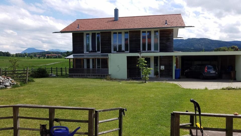 Komplettes Wellnesshaus mit freiem Blick Villa in Bavaria