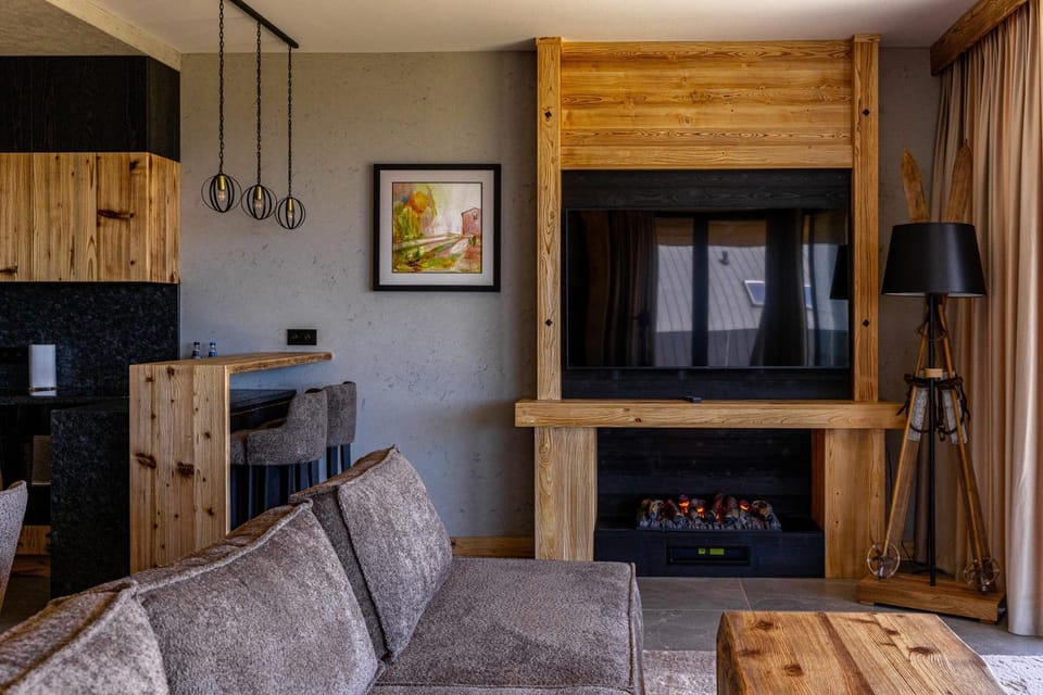 Kitchen or kitchenette, Living room, Seating area