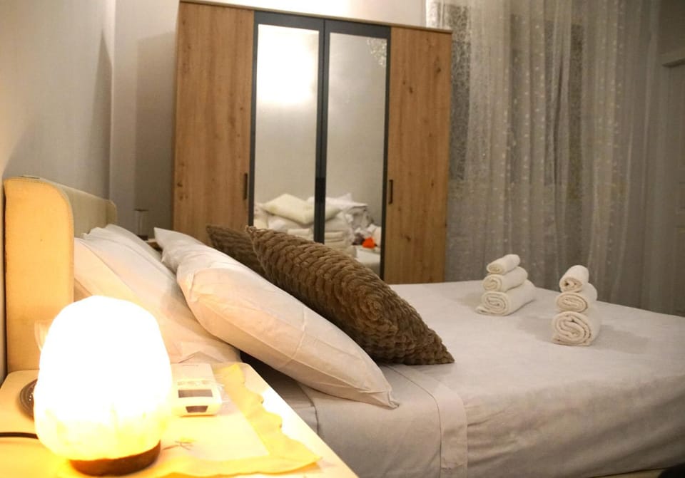 Bed, Photo of the whole room, Bedroom, towels, wardrobe