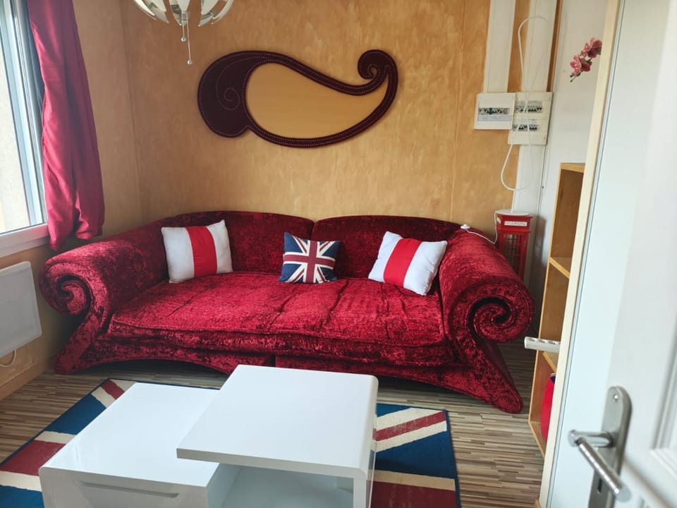 independent apartment in house with 3 bedrooms Apartment in Clermont-Ferrand