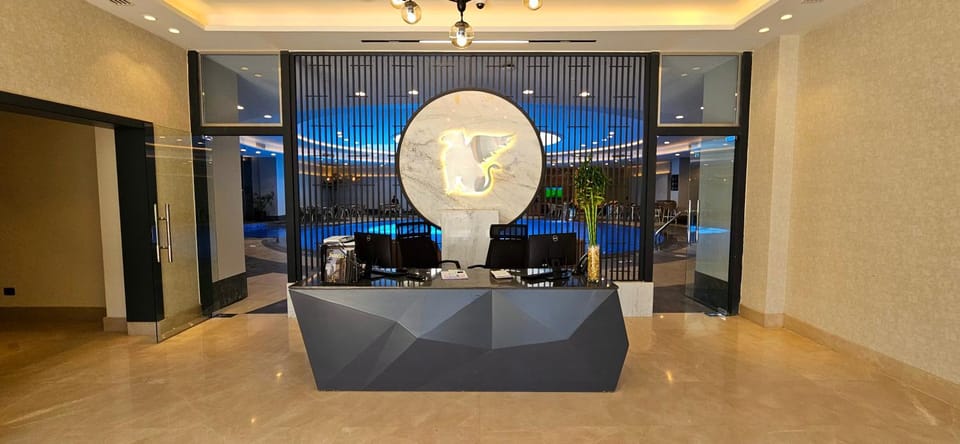 JW Marriot Serviced Apartment 1 bedroom Suite pool view by aljazi Apartment in New Cairo City