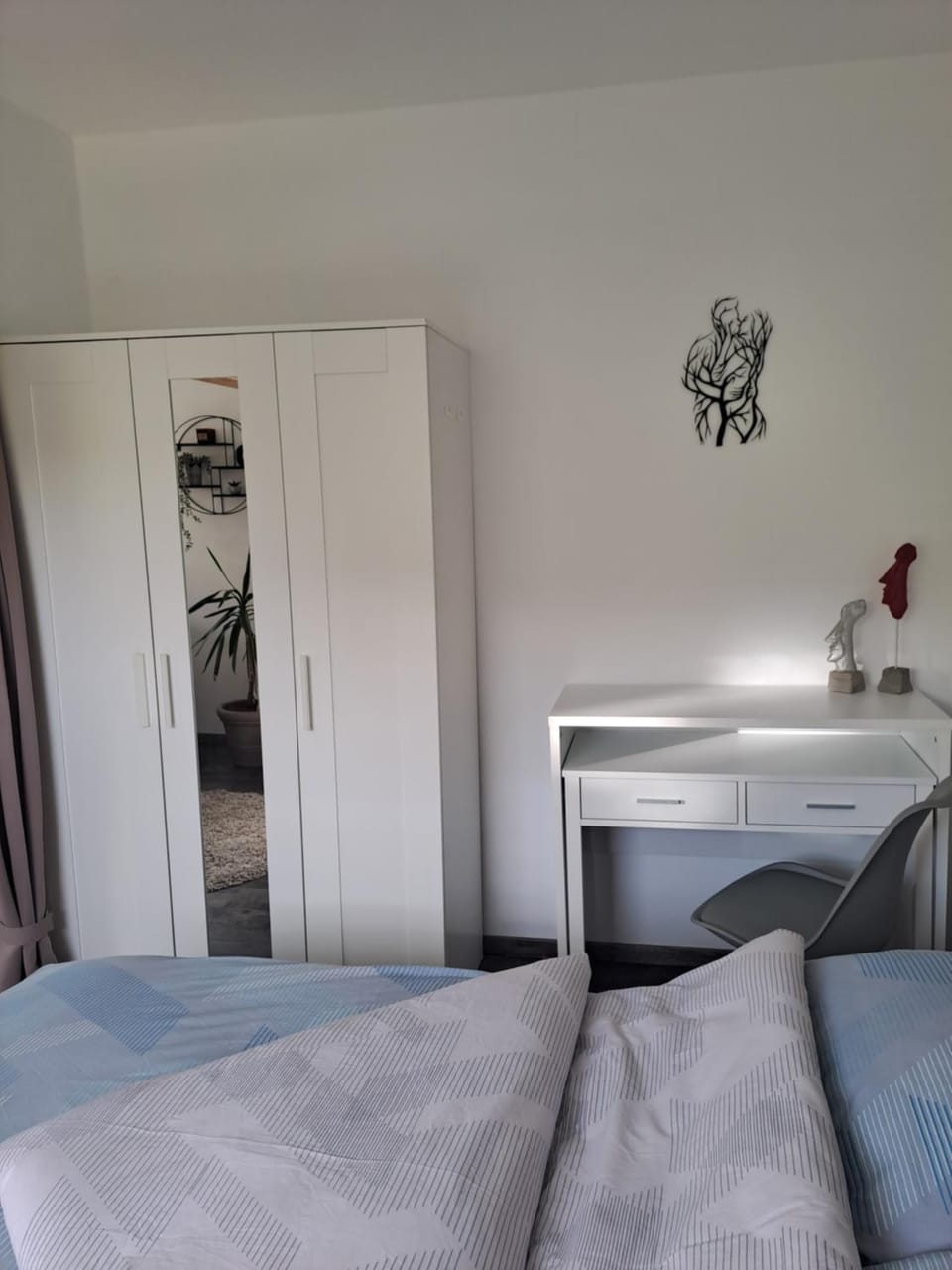 Bed, Bedroom, wardrobe