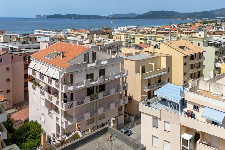 Itadhome - "Notti Celesti" - Attico, 200 mt dal mare, parcheggio privato Apartment in Alghero