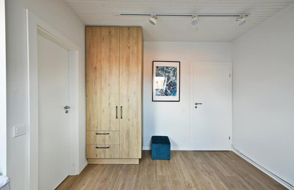 Domillion 2bdr 2bath on Vokieciu w parking V1020A Apartment in Vilnius