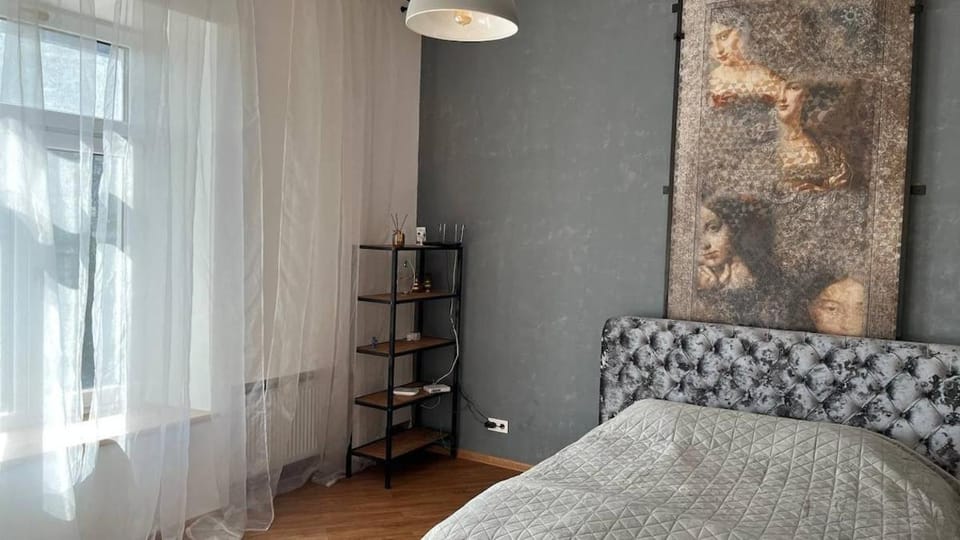 Stylish apartment on Deribasovskaya corner Apartment in Odessa