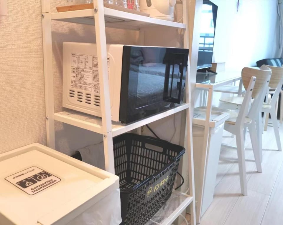House L in Shinjuku Apartment in Shinjuku