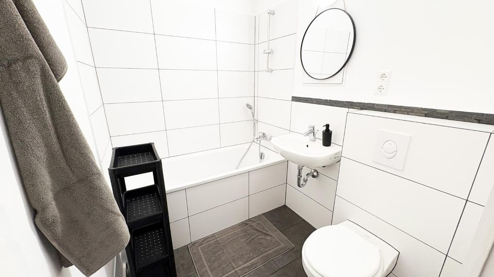 Bathroom, Bath