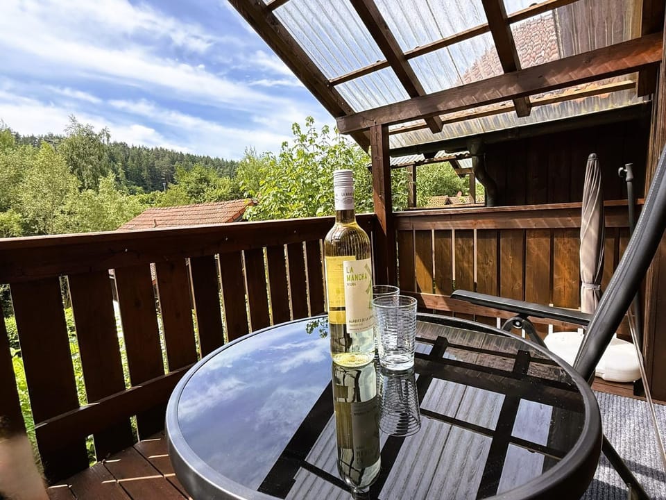 Natural landscape, View (from property/room), Balcony/Terrace, Balcony/Terrace, Dining area