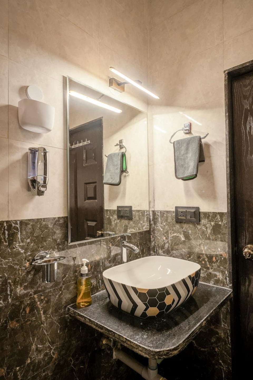 VoyNest 1 BHK Siolim Nr Thalassa Riverbanks Apartment in Goa, India