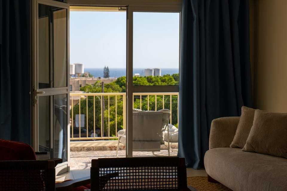 Living room, Sea view