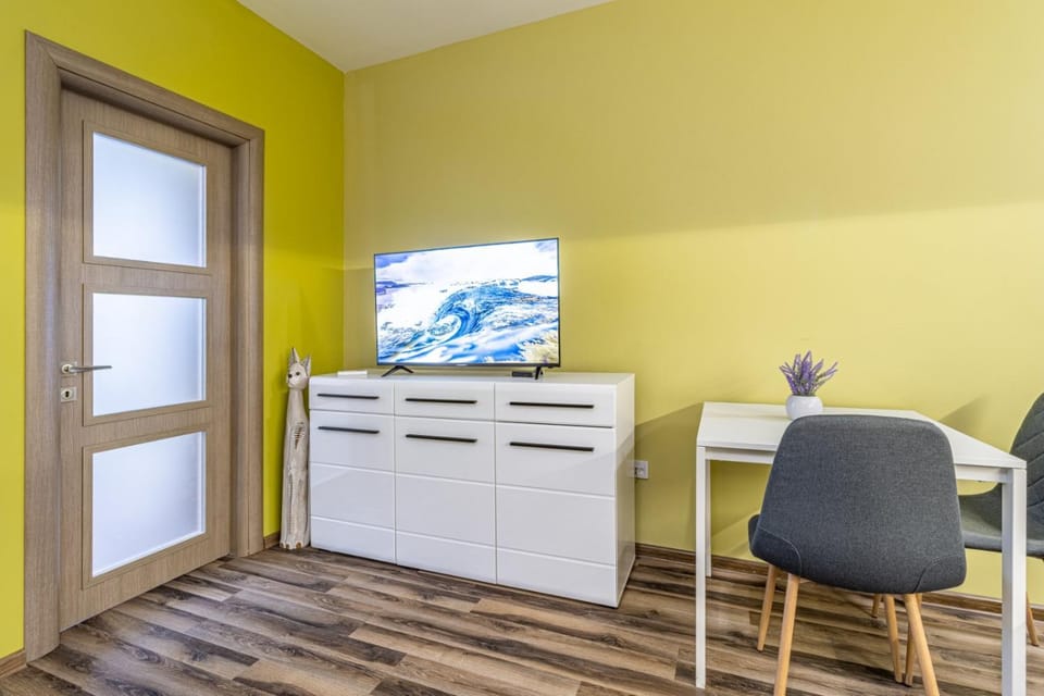 20th Residence One Bedroom Apartment - Private Parking Included Apartment in Sofia