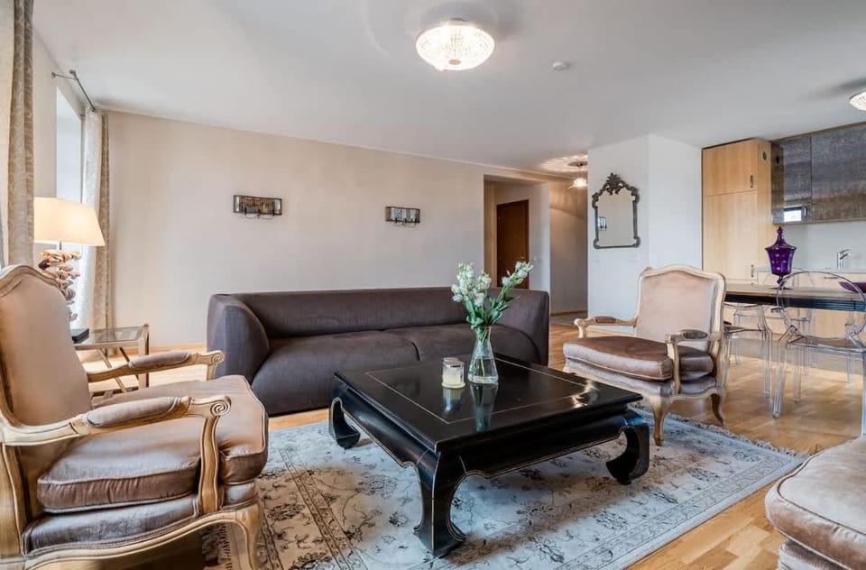 Domillion 2bdr old town apt w views parking A127 Apartment in Vilnius