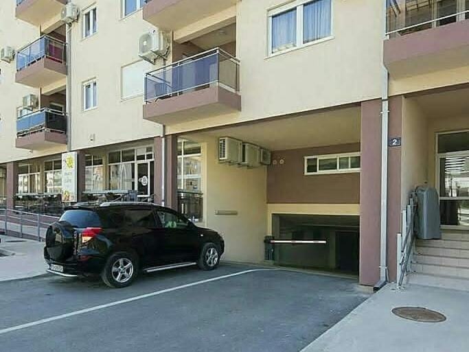 Studio Maris Apartment in Budva