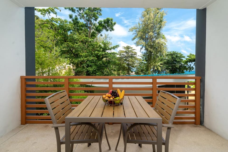 Patio, Day, View (from property/room), Balcony/Terrace, Dining area