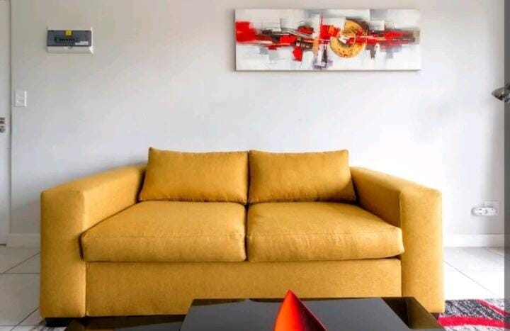 AlimamaSpaces The Chelsea's Kikuyu Apartment in Sandton