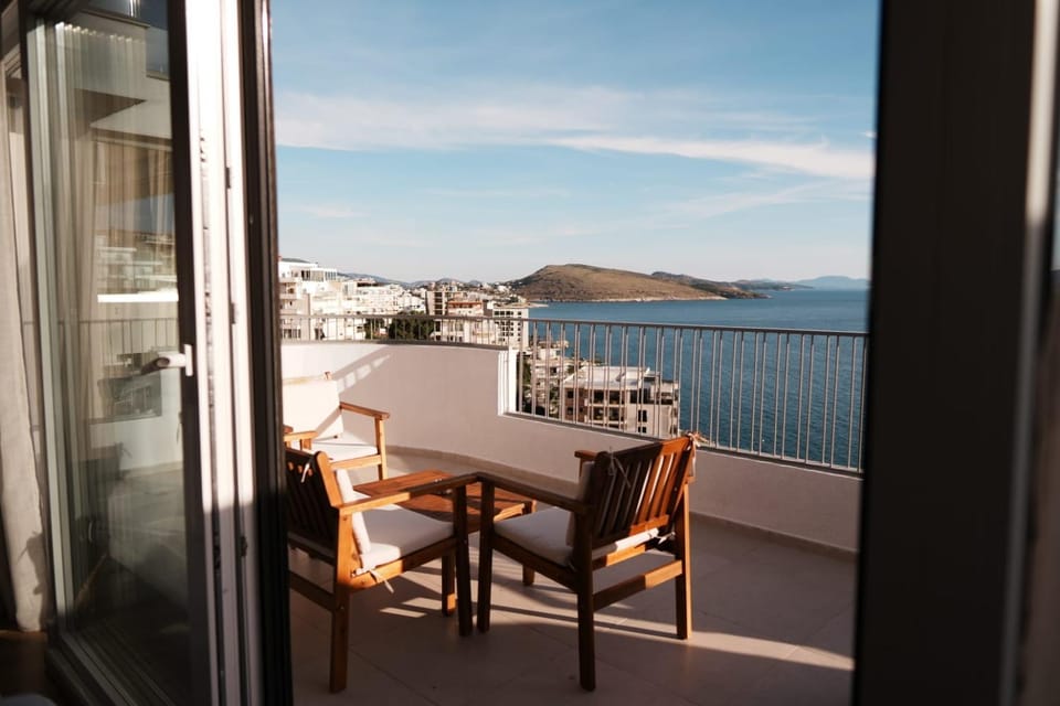 SunSea Premium Apartment in Sarandë