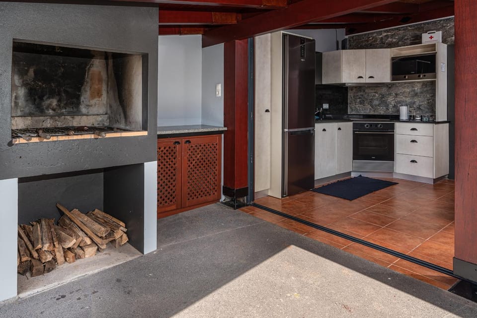 Casa Leonor by Rent2U, Lda House in Madeira District